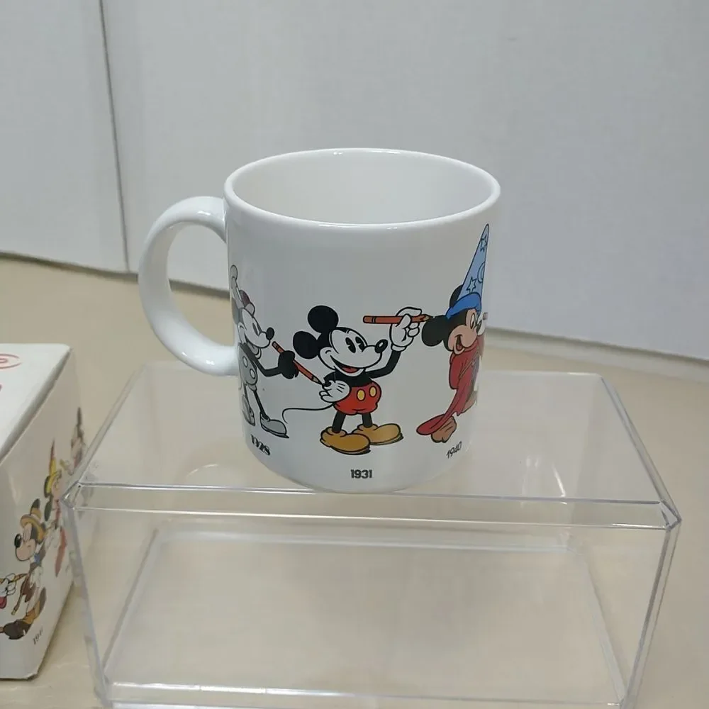 Applause disney 1986